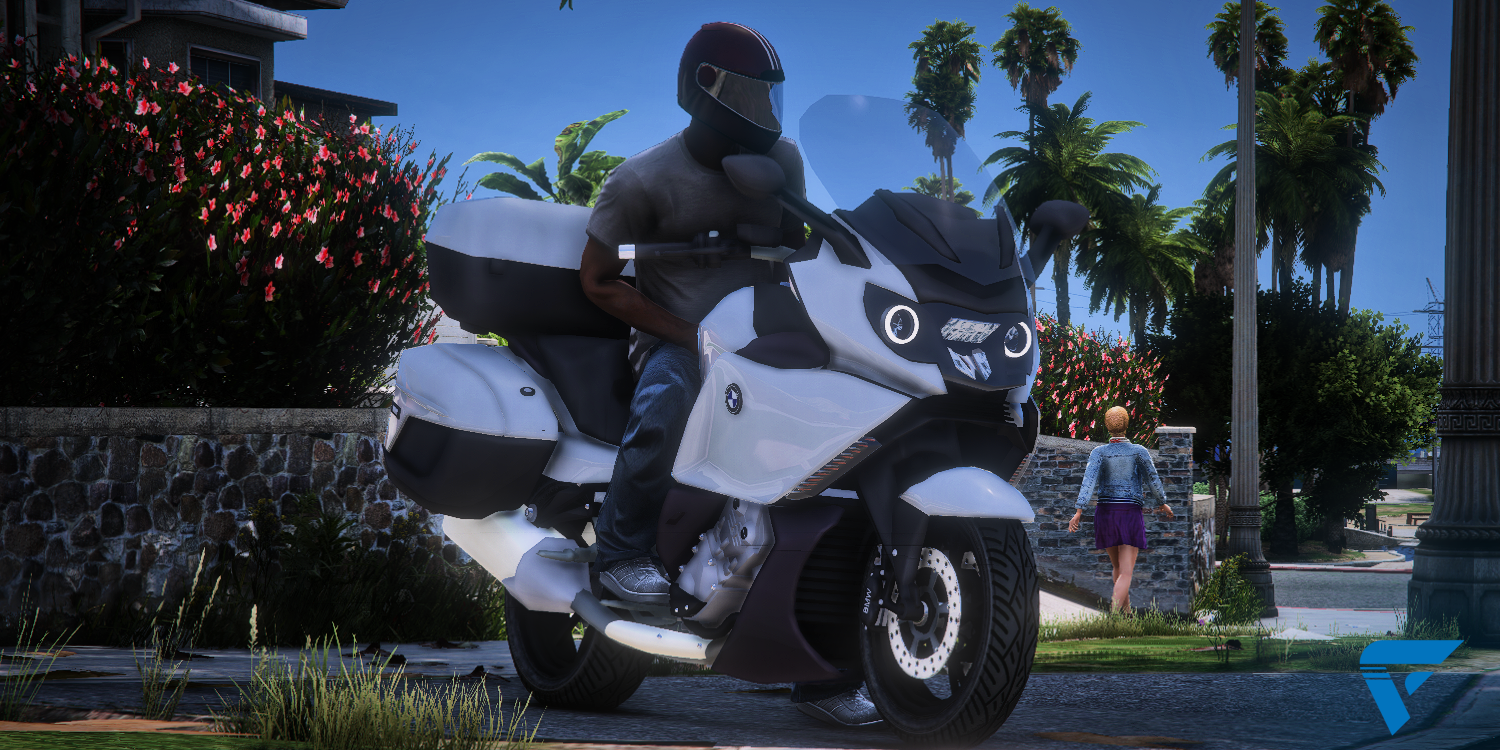 Civilian - BMW K1600GT